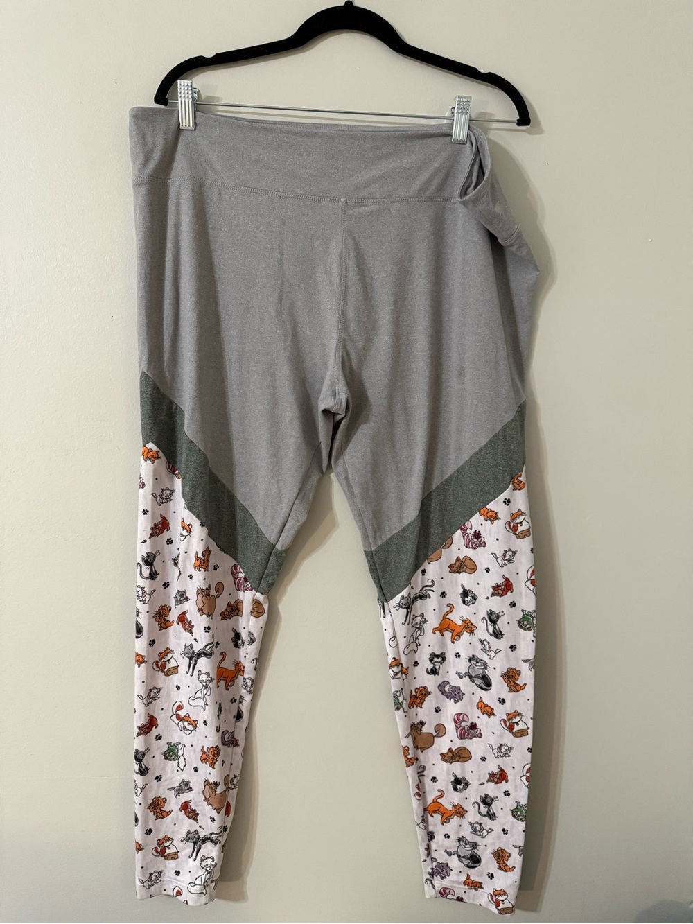 Disney Cats Leggings 1X Plus